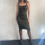 Elegance Midi Φόρεμα σε Μαύρο-Χρυσό και Πατρον Ραφής - Image 2